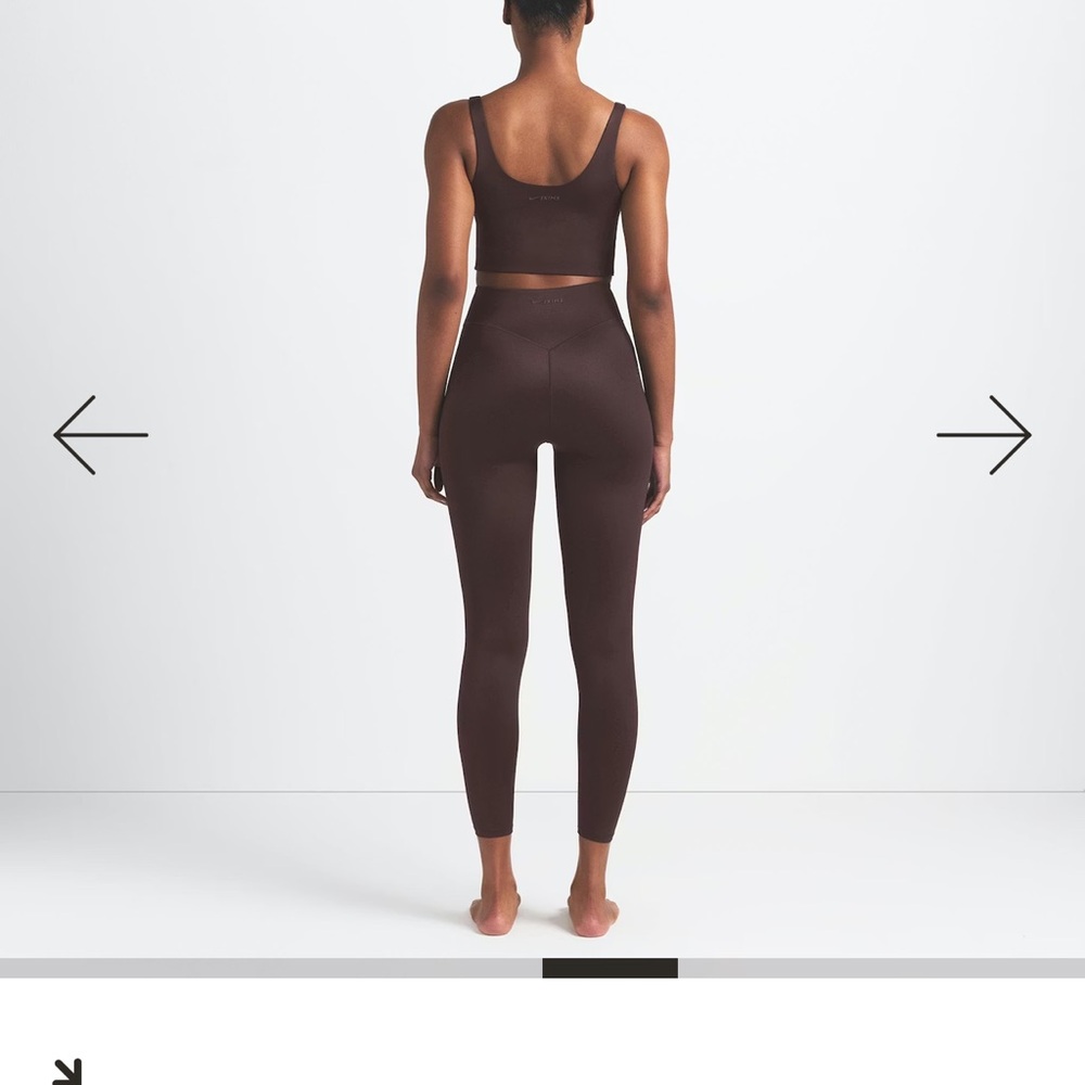 SKIMS Chocolate High-Rise Seamless Leggings